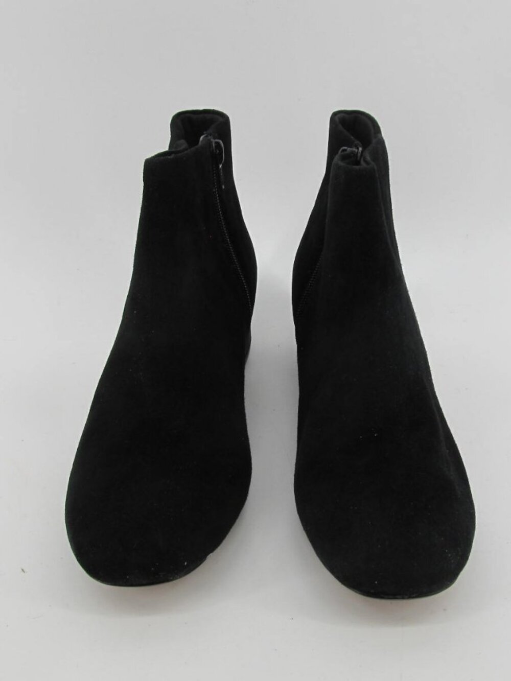 Clarks Chartli Lilac Boots Womens 8.5 M Ankle Bootie Side Zip Black